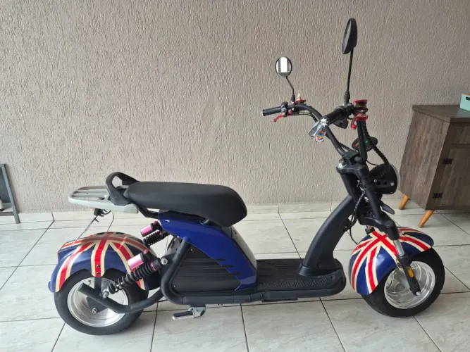 Scooter elétrico 