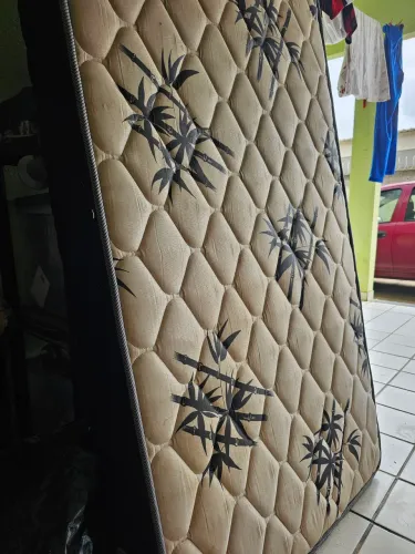 Cama parte de baixo da bicama 