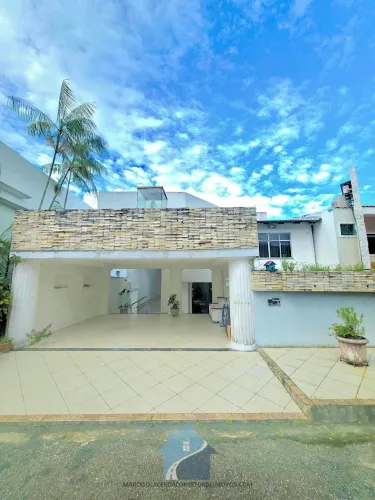 Casa no Condomínio Parque Aripuanã - Dom Pedro