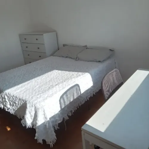 Quarto individual para mulher