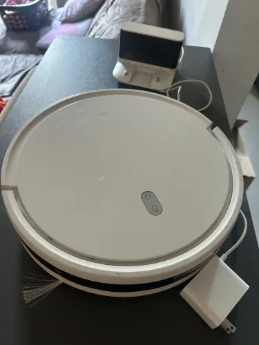 Robô aspirador com defeito