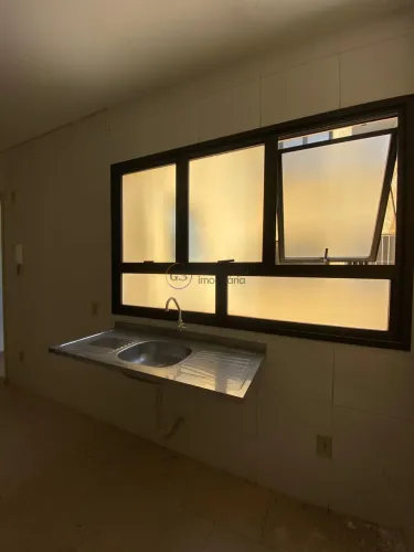 Apartamento 2 dormitórios para alugar Centro Rio Grande/RS