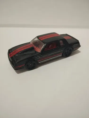 Carrinho hot wheels 