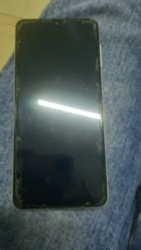 Celular galaxy A22 usado conservado bateria boa ok tudo funcionando.