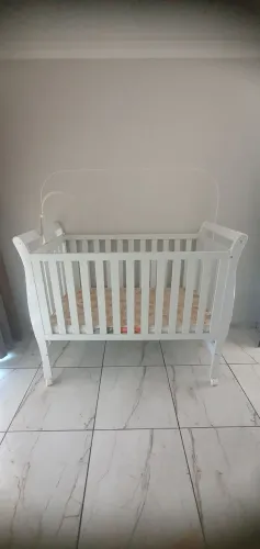 Berço xodo americano com colchão