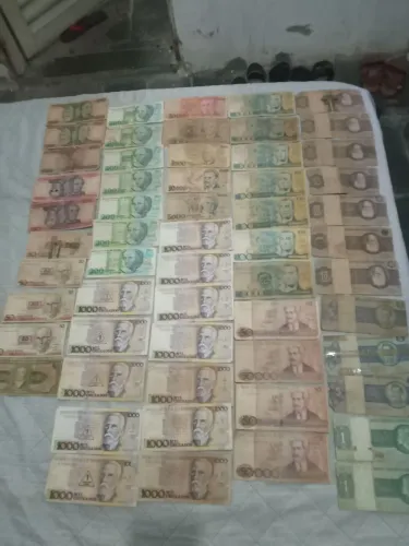 Dinheiro antigo 57 notas 