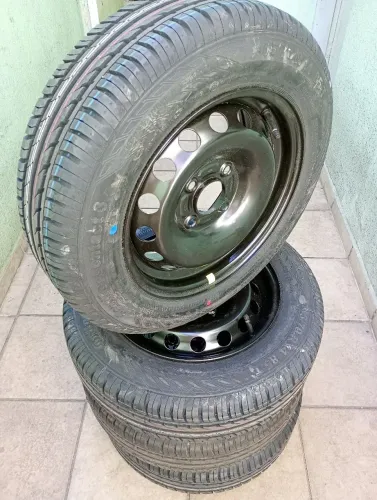 Jogo de Pneus Continental 165/70 R14 Com Rodas ORIGINAIS FORD 4X108 "TUDO NOVO SEM USO".