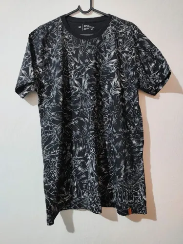 Camiseta MMT Clothing folhagem