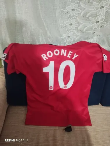 Vende-se camisa original de Manchester United temporada 2009/2010 com nome Rooney