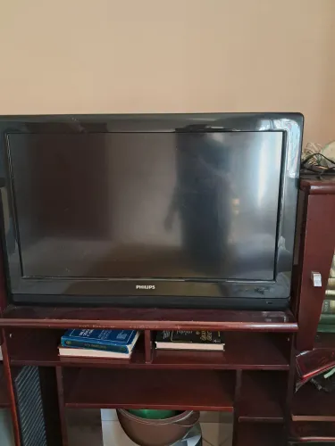 Vendo TV 32 com conversor digital 