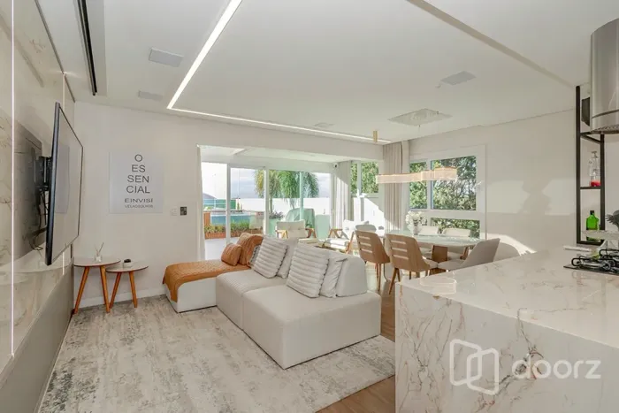 Imóvel na Dona Amélia com 2 dormitórios e 180m²