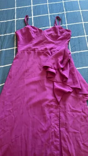 Vestido roxo de festa 