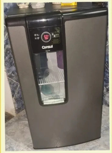 Vende-se Frigobar/cervejeira