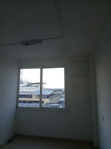 Sala 44 M2,centro,ótima oportunidade