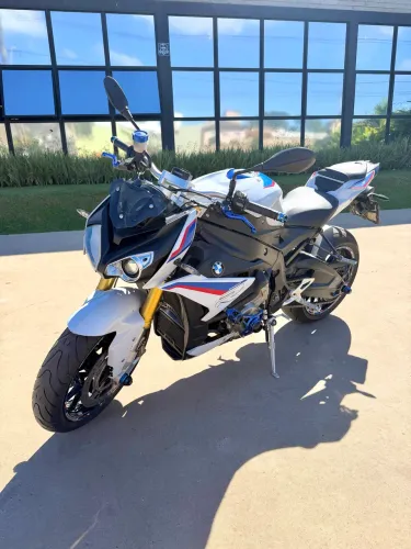 BMW S1000