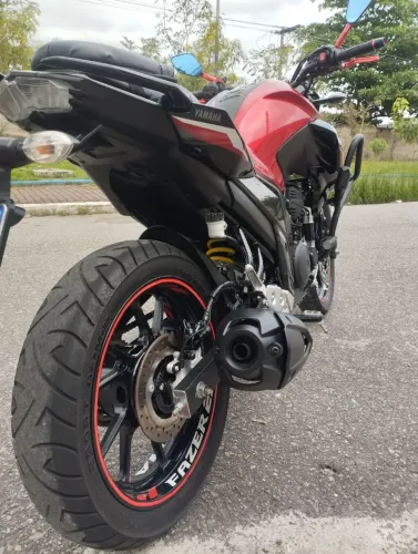 Fazer 250 FZ mto nova
