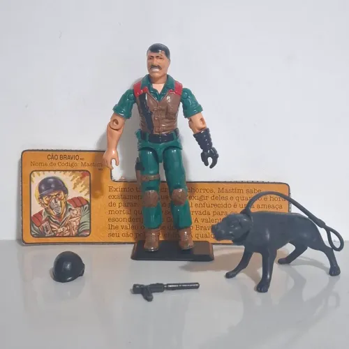 Cão Bravio Comandos em Ação