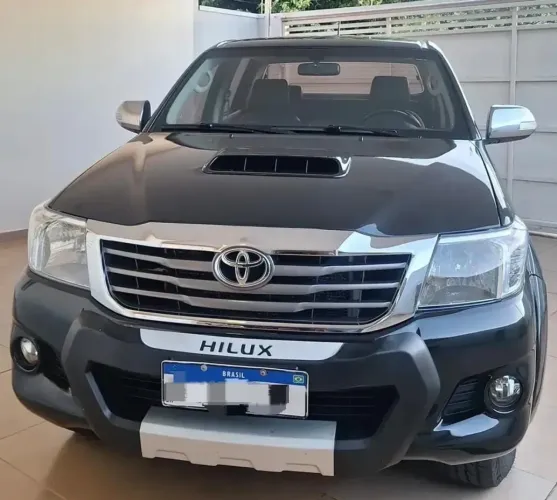 Toyota Hilux 2014