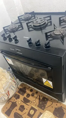 Vendo fogão 6 bocas semi novo