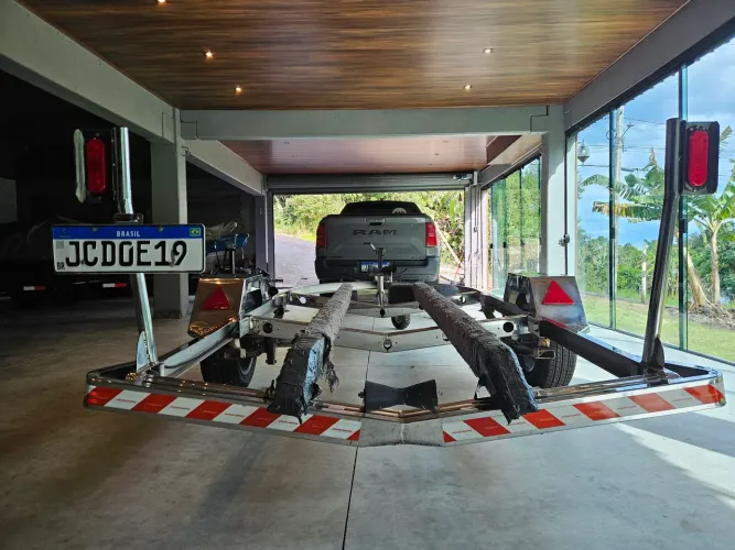 Vendo reboque de Jet ski em aço inox 