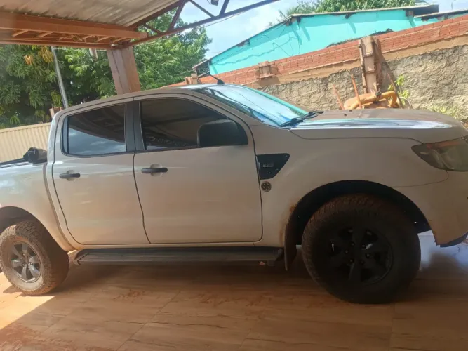 Ford Ranger XL 2.2 4X4 CD Diesel Mec. 2015