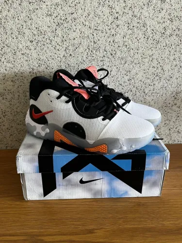 Tênis de basquete Nike PG 6