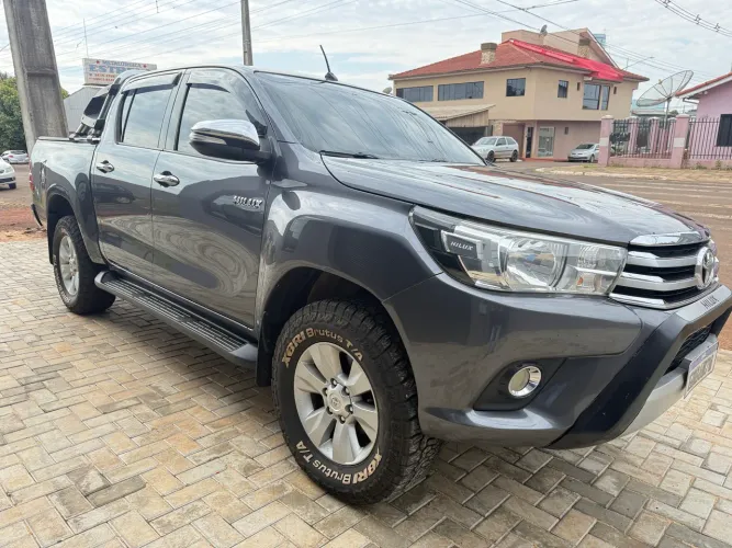 Toyota Hilux CD SRV 4X4 2.8 TDI Diesel Aut. 2017