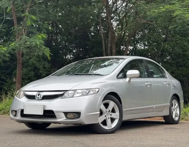 Honda Civic Sedan LXS 1.8/1.8 Flex 16V Aut. 4P 2010