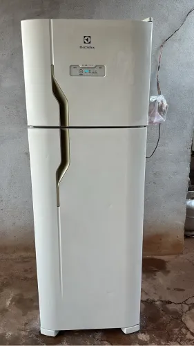 Geladeira electrolux frostfree 310 litros