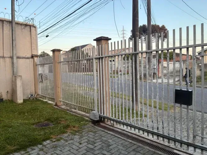 Grade em Metalão