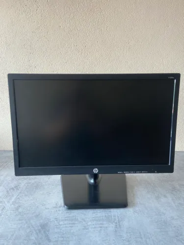 Monitor HP 19? HD / Entrada VGA / DVI-D