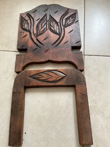 PORTA BÍBLIA DE MADEIRA