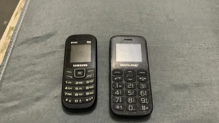 Lote de celular antigo 