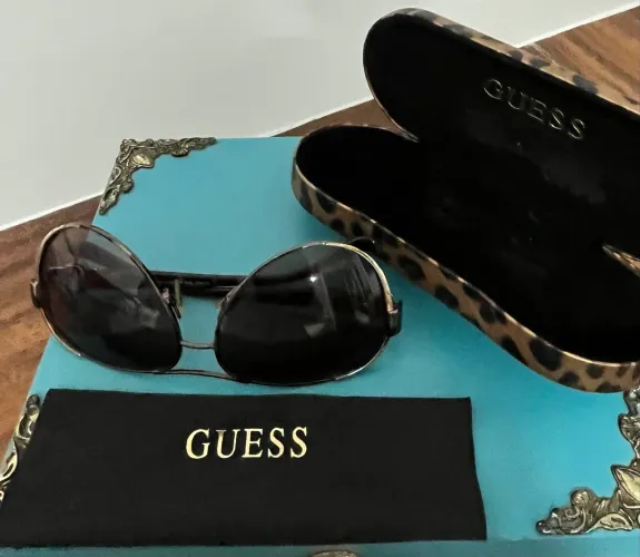 Óculos de sol original Guess