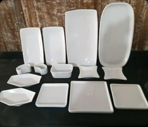 LOUÇAS, BOLEIRA/PETISQUEIRA/SALADEIRA, TAÇAS,  COPOS PARA WHISKY E SOLIFLEUR.