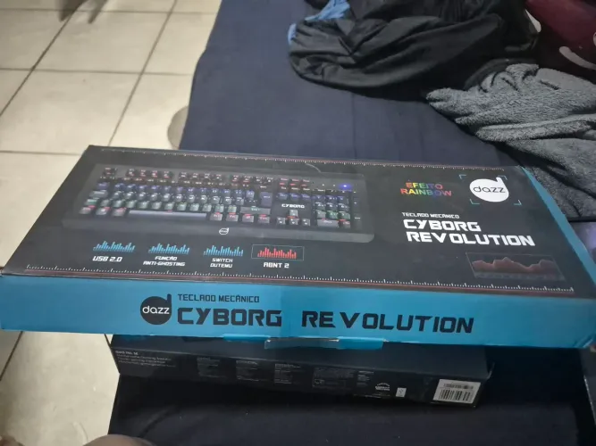 Teclado Mecânico Cyborg Revolution Dazz