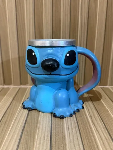 caneca 3d stitch resina e alumínio