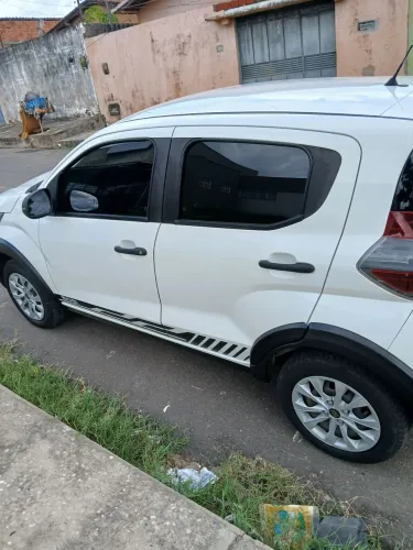 Fiat Mobi Like 1.0 Fire Flex 5P. 2024
