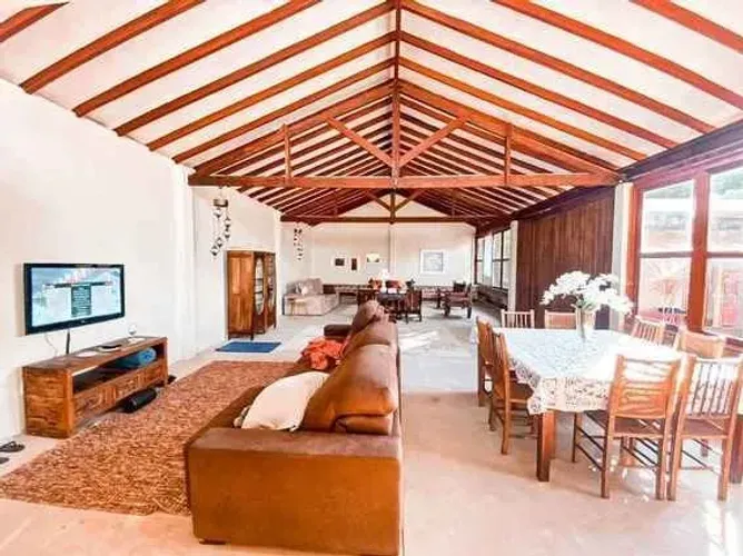 CASA NO CONDOMÍNIO SHANGRILÁ ! !