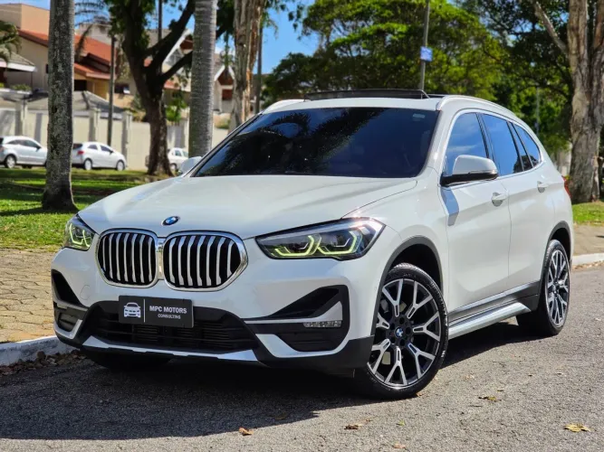 BMW X1 Sdrive 20I X-line 2.0 TB Active Flex 2022