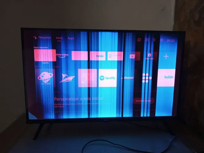 TV TCL Smart 32" - Liga e funciona - Ideal para conserto ou peças