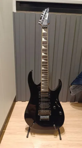 Guitarra Ibanez GRG 270 DX Black Night com push-pull