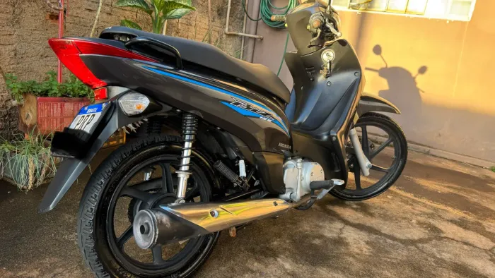 Honda Biz 125 Flex 2017 - Econômica e Muito Conservada