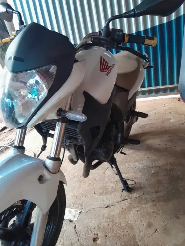 ? HONDA CB 300R 2013 - R$ 14.500,00 