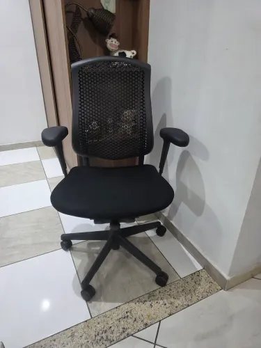 Cadeira de escritório Herman Miller 