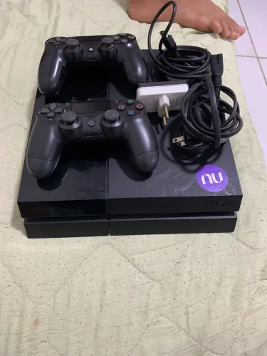 Play 4 na cor black linha fat