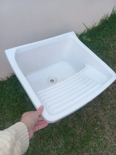 Tanque de lavar roupas de plástico