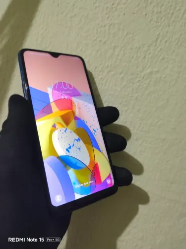 Samsung A20s