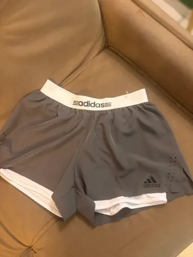 Short adidas