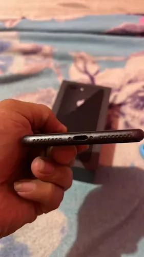 iPhone 8 Plus